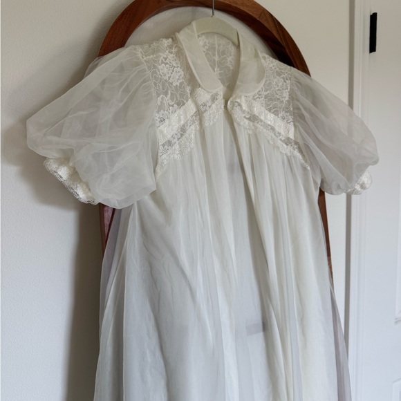 Gotham Vintage Peignoir Nightgown - Picture 2 of 5